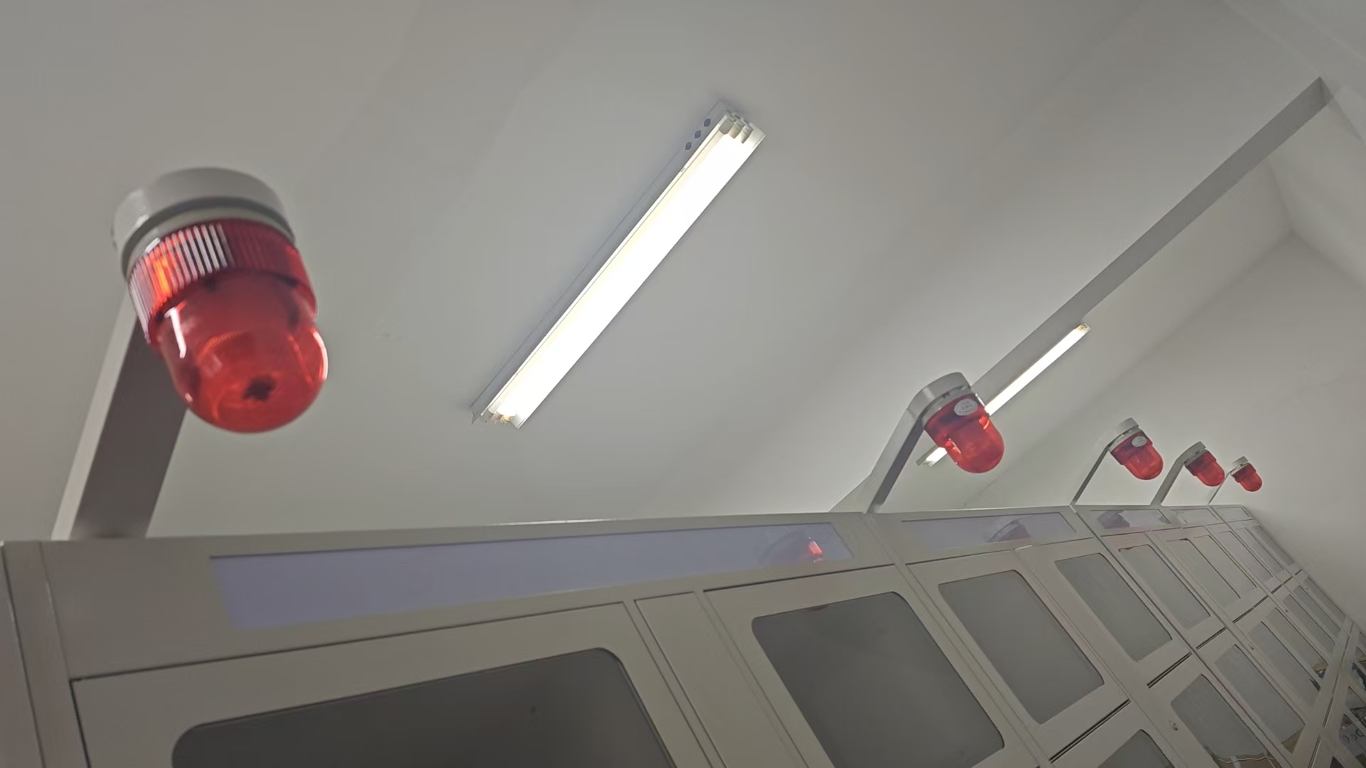 悦欣YX02S声光报警器.jpg 悦欣YX02S声光报警器.jpg